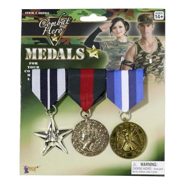 שלישיית מדליות צבאיות לפורים