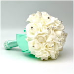 זר פרחים לבן | פלסטיק